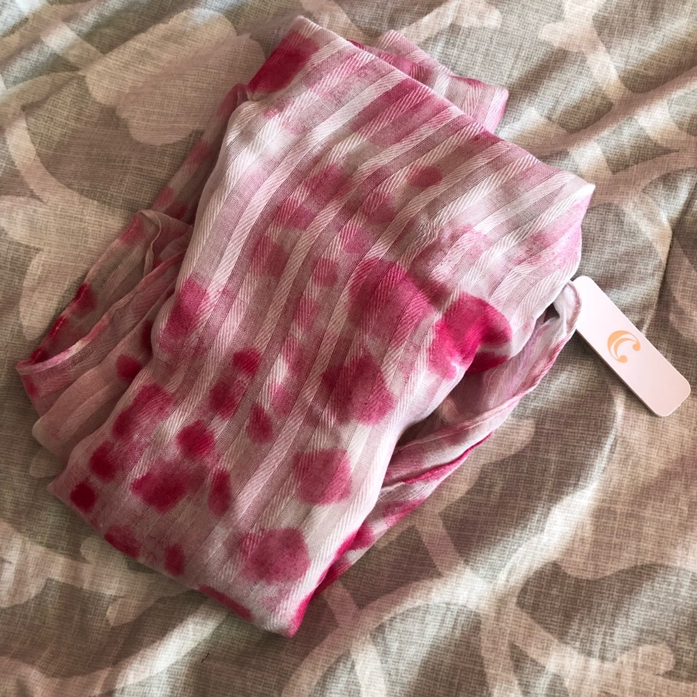 Brand new charming Charlie scarf!